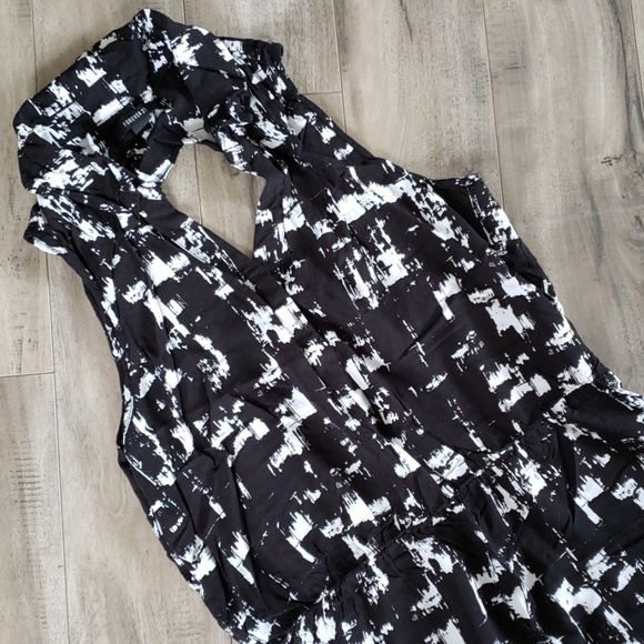 Short summer dress - Picture 2 of 5